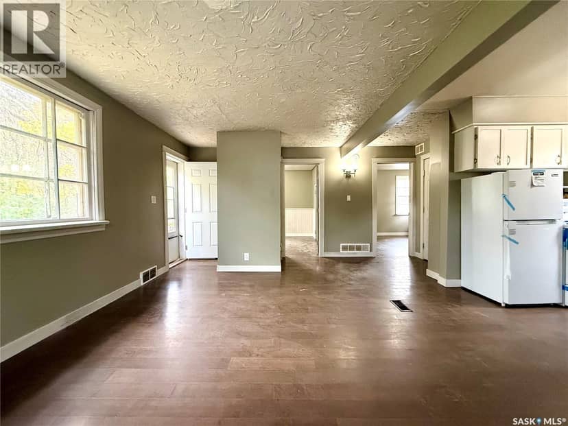 221 4th AVENUE N, Yorkton, photo 5