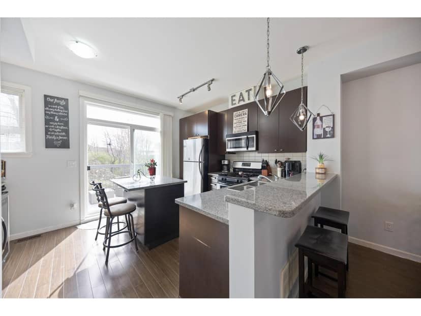 96 18777 68A AVENUE, Surrey, photo 6