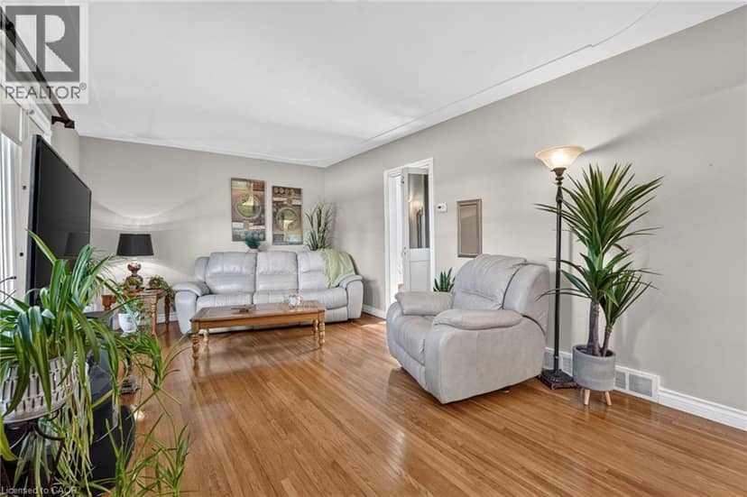 416 BARTLETT Avenue, Grimsby, photo 6