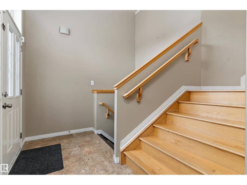 8218 Shaske Place NW NW, Edmonton, photo 3