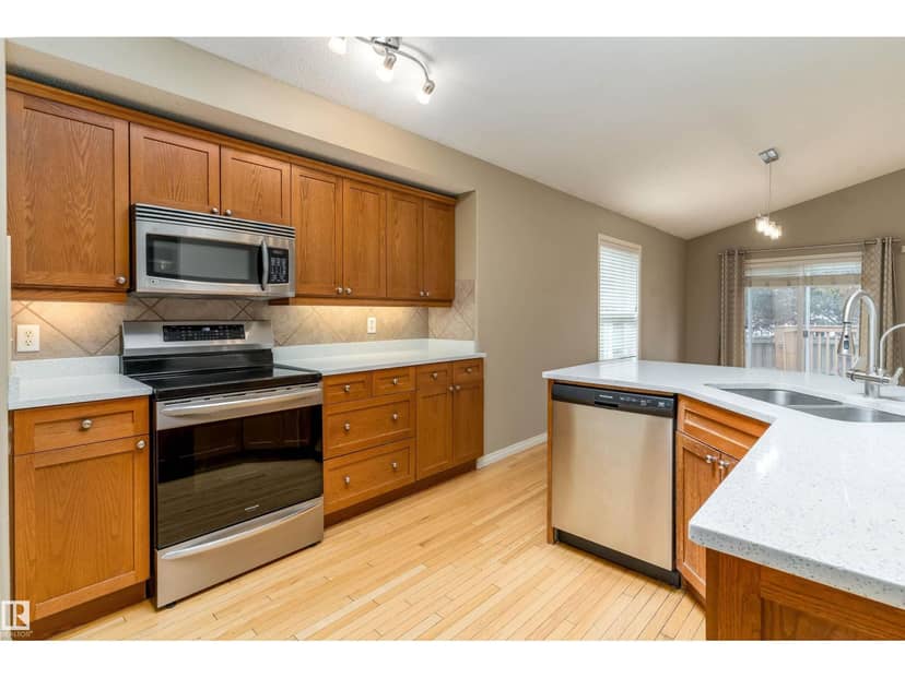 8218 Shaske Place NW NW, Edmonton, photo 7