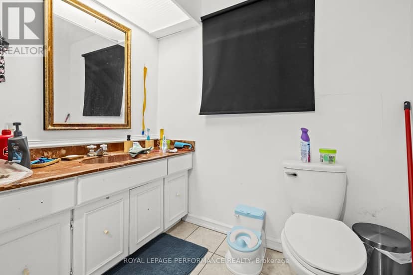 120 Herbert Street — photo 20 of 40