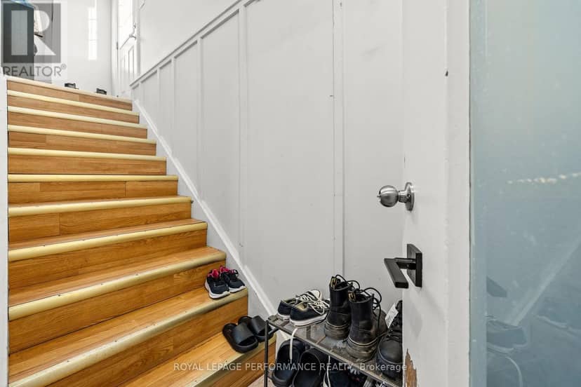 120 Herbert Street — photo 27 of 40