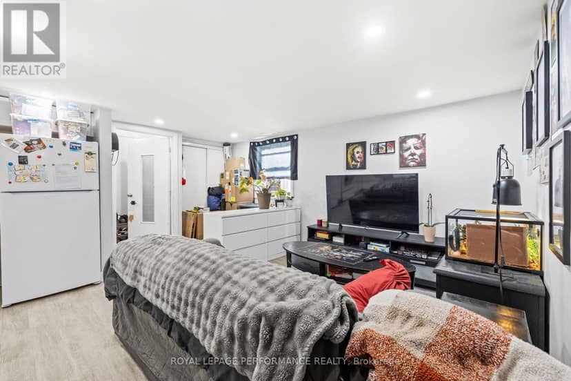 120 Herbert Street — photo 29 of 40