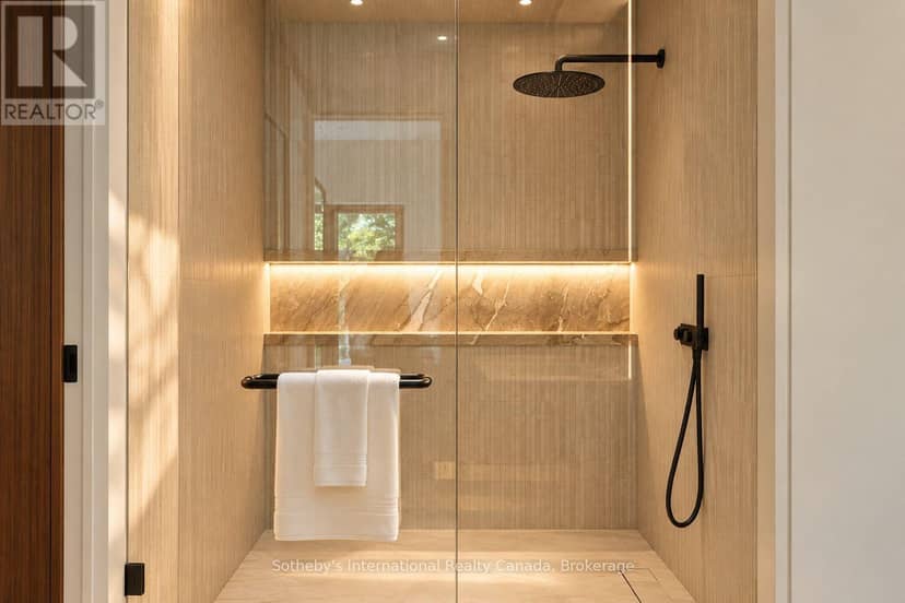123 Tavistock Square — photo 14 of 17
