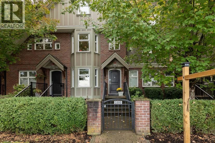 1680 E PENDER STREET, Vancouver