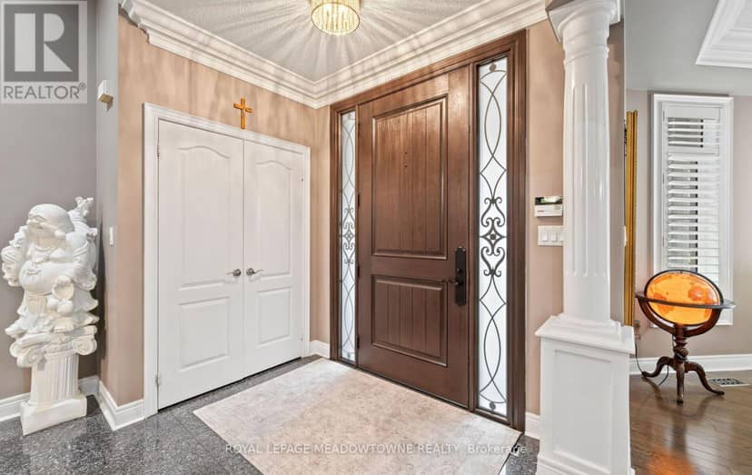 5 McNutt Street — photo 6 of 40