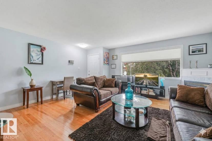 8712 137 AV NW, Edmonton, photo 2
