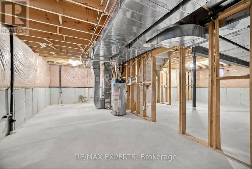 936 Talisman Crescent — photo 31 of 33
