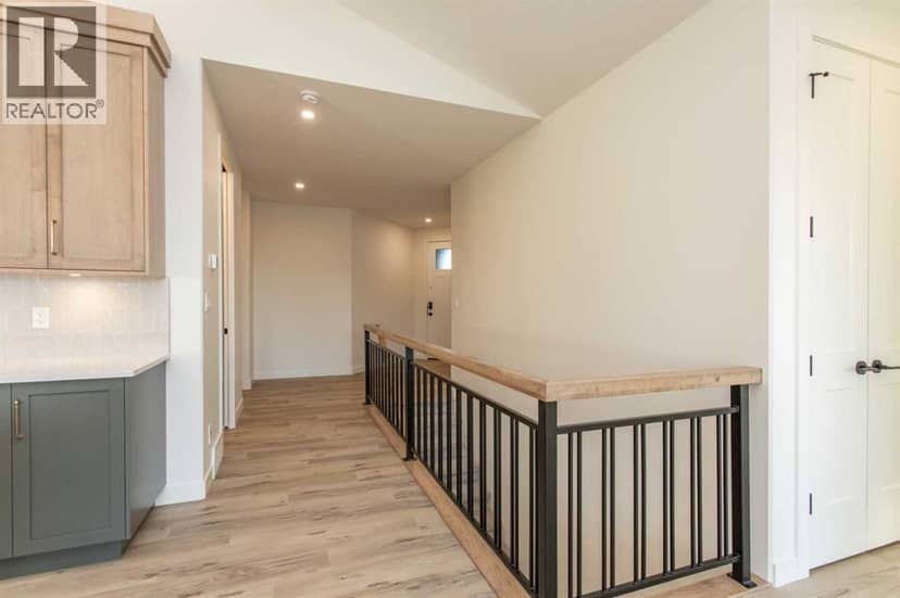 20 Emmett Crescent, Red Deer, photo 3