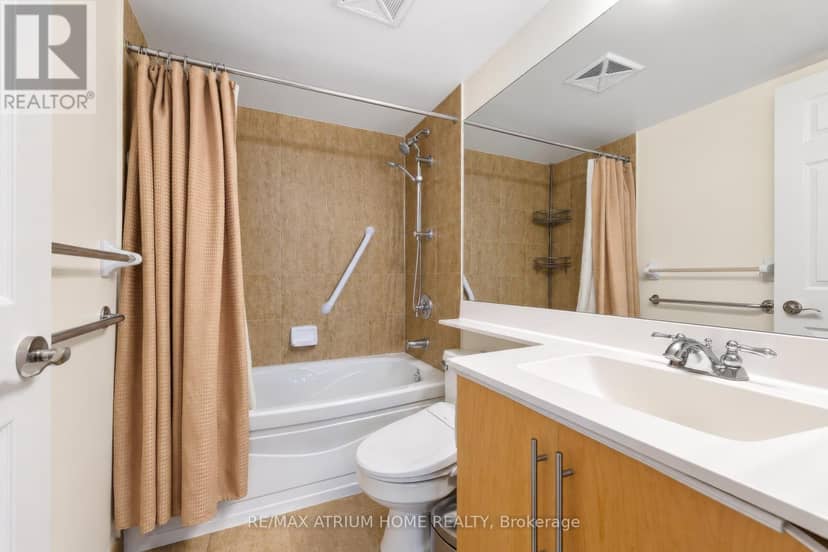 2320 - 25 Greenview Avenue — photo 20 of 34