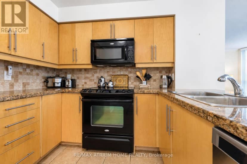 2320 - 25 Greenview Avenue, Toronto, photo 6