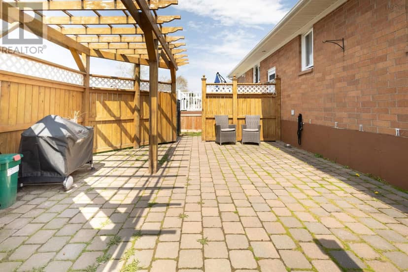 1242 George Street — photo 17 of 20