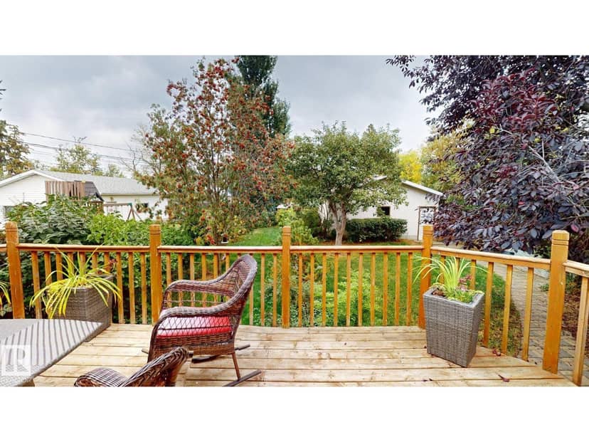9813 152 ST NW — photo 34 of 36