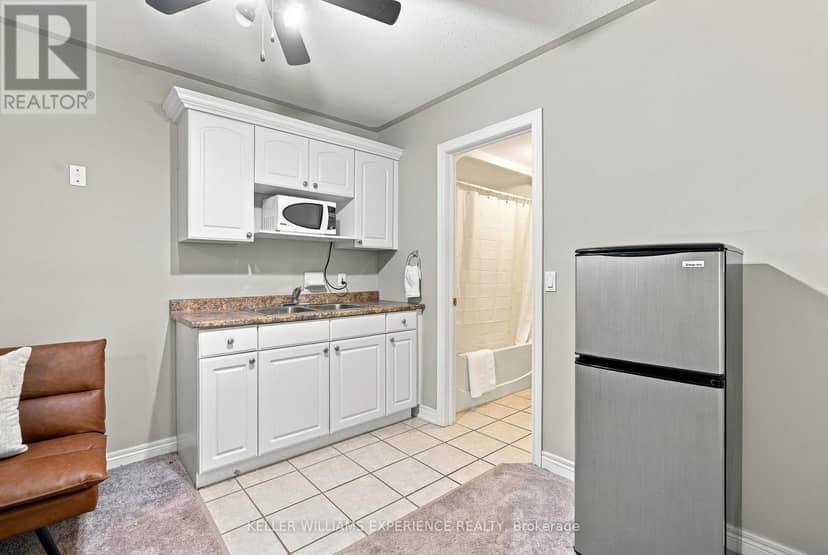 2438 Amigo Drive — photo 33 of 40