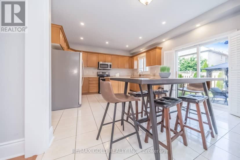 15 Newark Way — photo 14 of 40