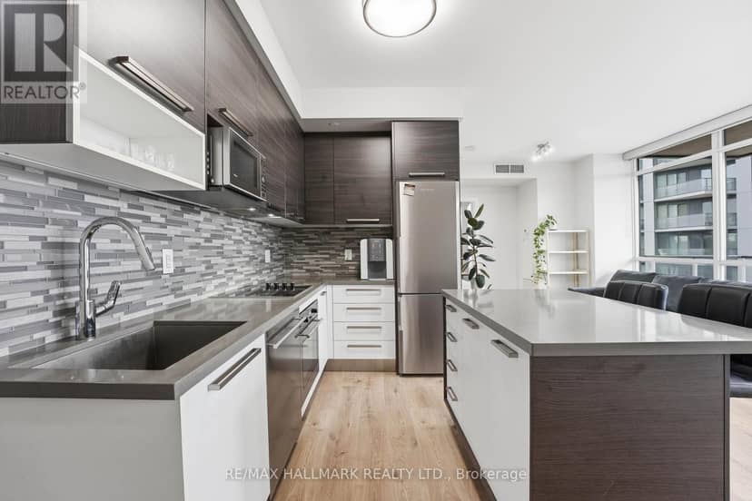 710 - 36 Park Lawn Road — photo 8 of 33