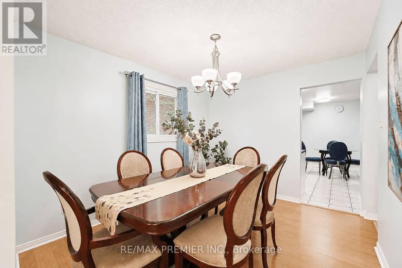 55 Deerpark Crescent — photo 13 of 40