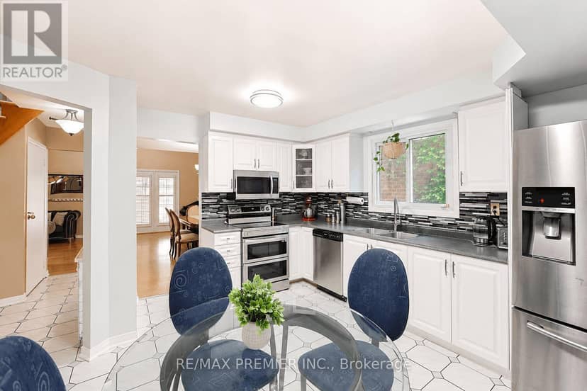 55 Deerpark Crescent — photo 9 of 40