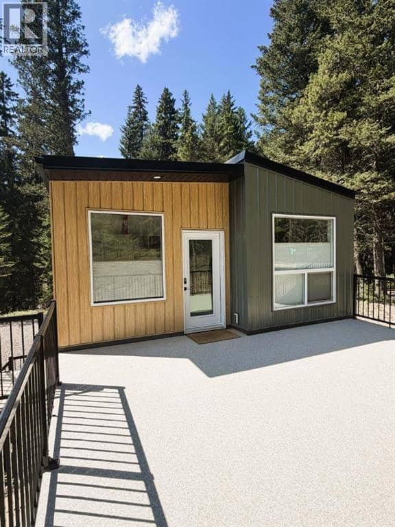 105 Pine Point, Blairmore, photo 4