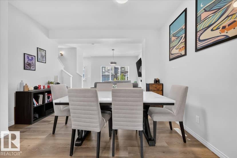 3716 42 AV — photo 13 of 40