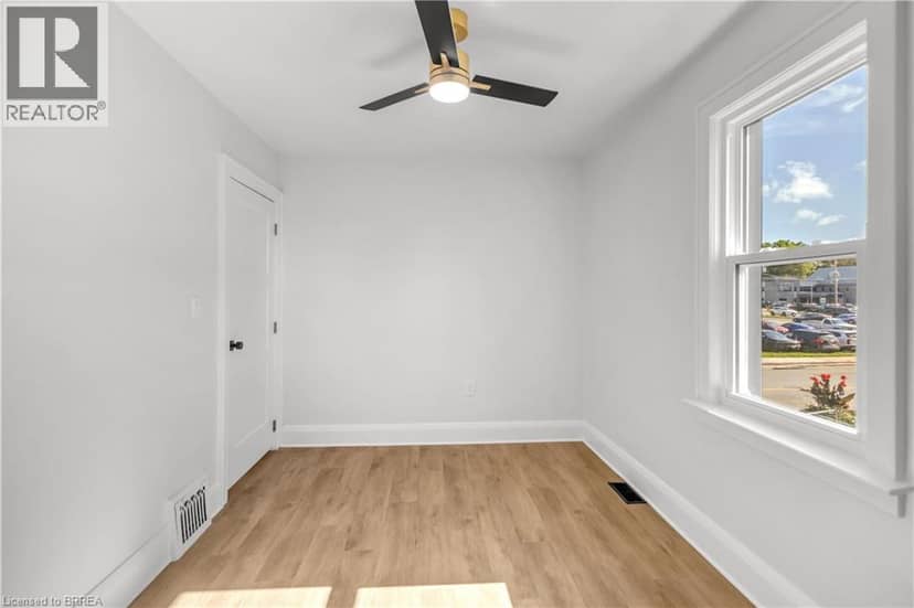 136 KING Street — photo 28 of 40