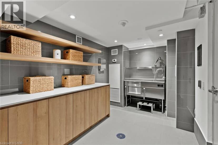 21 E PARK Street E Unit# 717 — photo 36 of 40