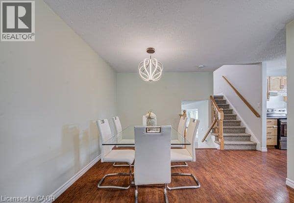 37 WINGFIELD Avenue — photo 9 of 36