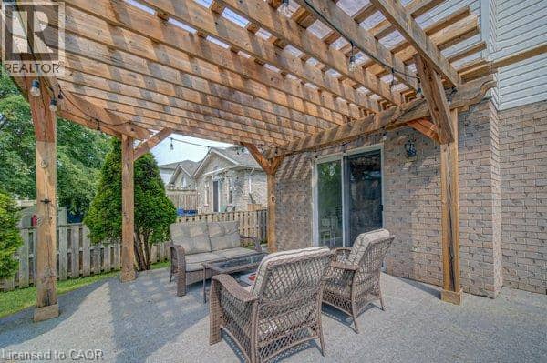 37 WINGFIELD Avenue — photo 34 of 36