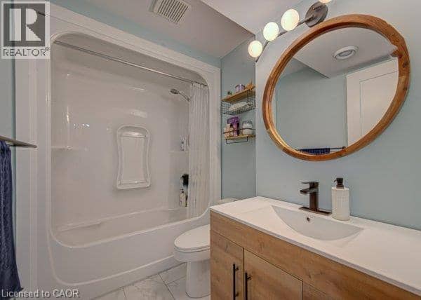 37 WINGFIELD Avenue — photo 29 of 36