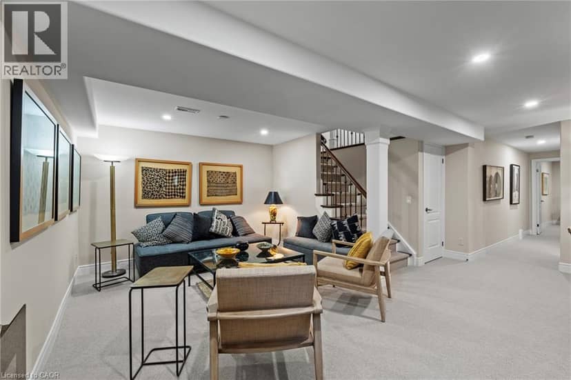 175 QUEEN Street Unit# 3 — photo 26 of 40
