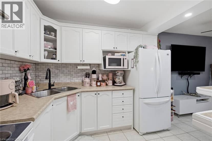 264 OAKDALE Avenue Unit# 308 — photo 16 of 31