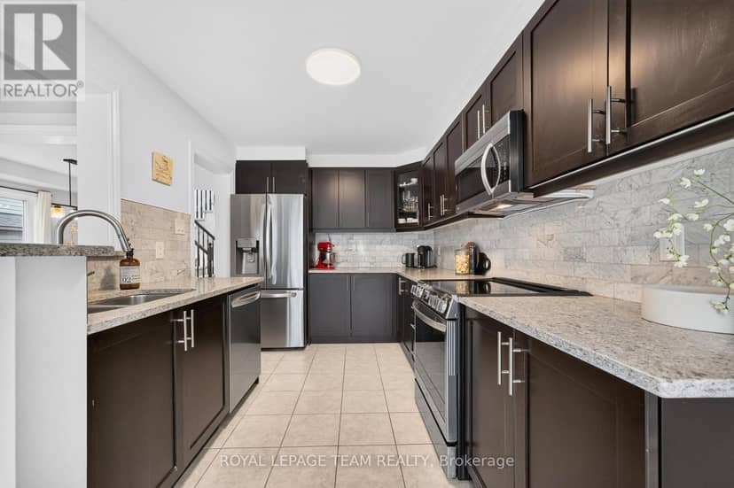 517 Foxlight Circle — photo 7 of 18