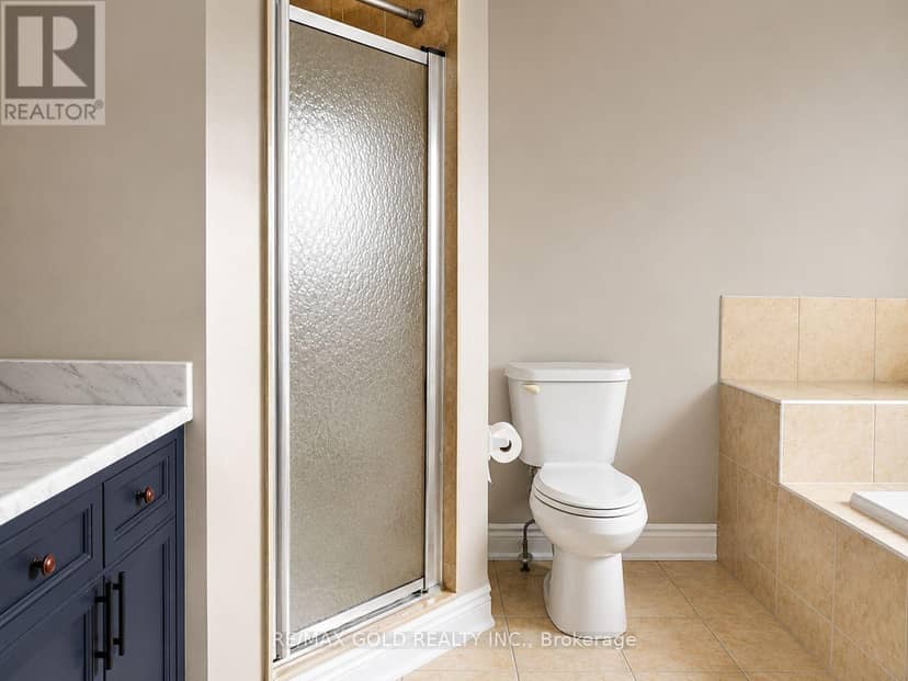24 Gander Crescent — photo 13 of 37