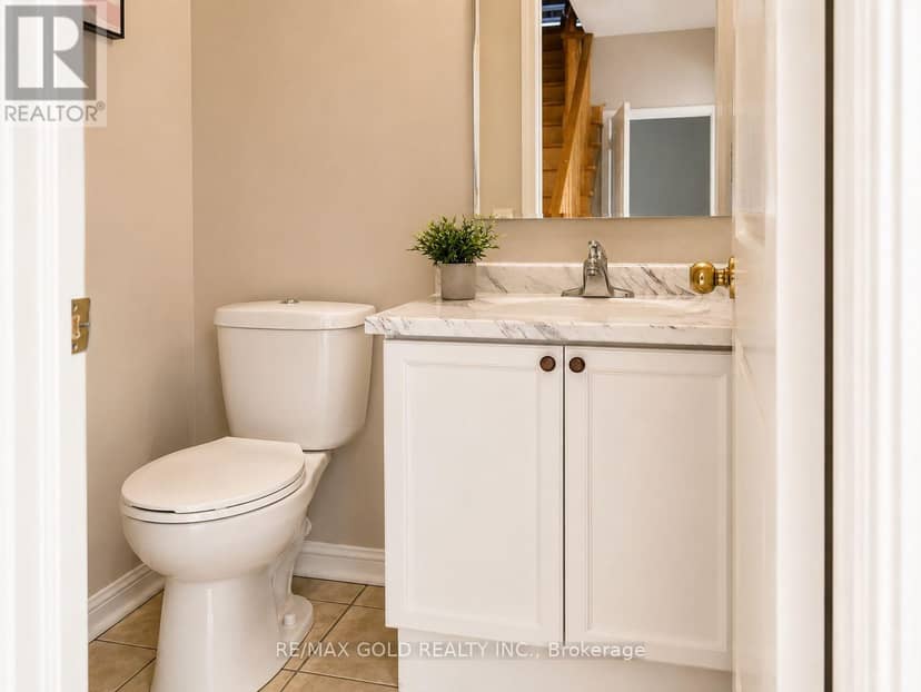 24 Gander Crescent — photo 11 of 37