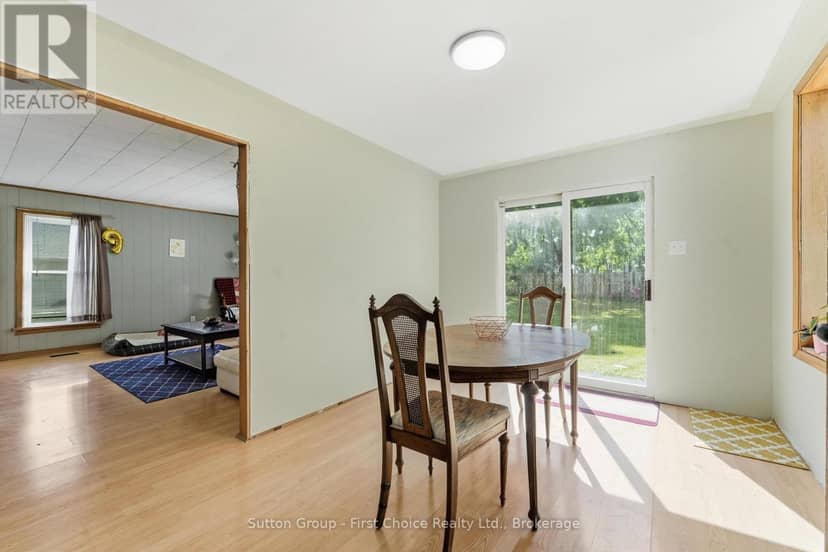 33 Bayfield Street — photo 12 of 38