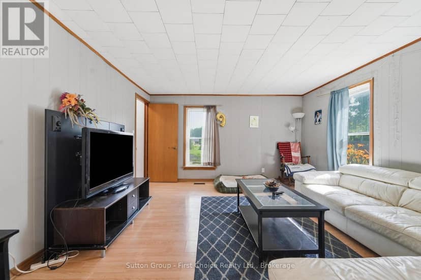 33 Bayfield Street — photo 15 of 38