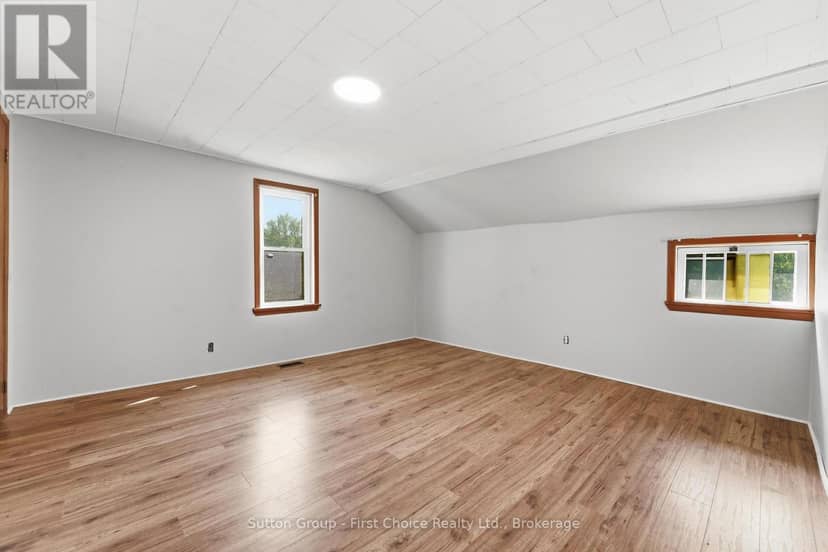 33 Bayfield Street — photo 23 of 38