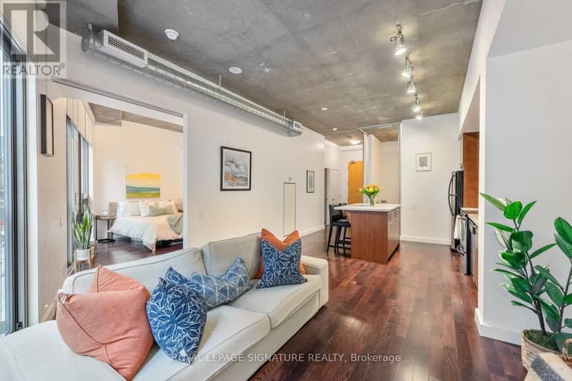 210 - 33 Mill Street — photo 10 of 40