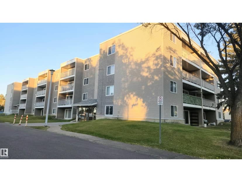 #109 18204 93 AV NW, Edmonton