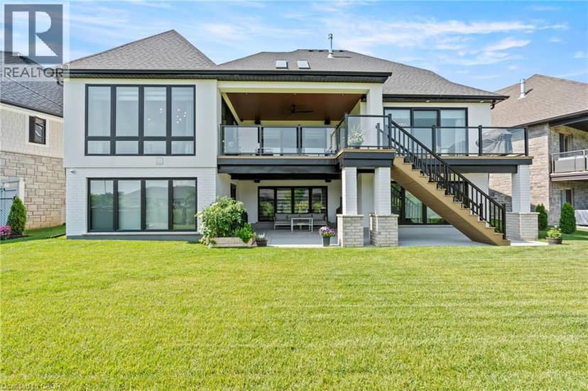 55 SWAN Avenue, Fonthill, photo 4