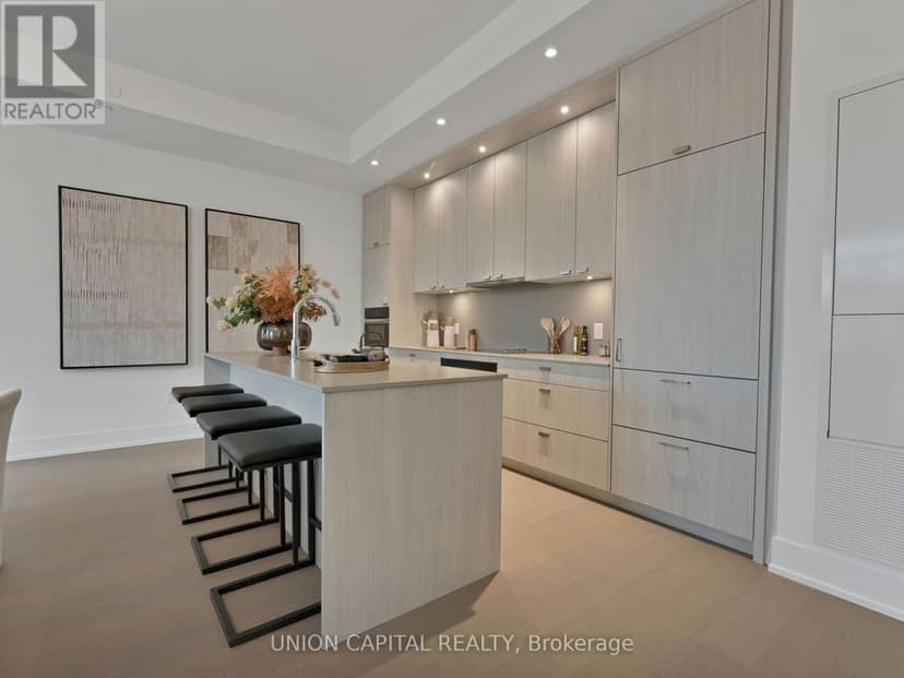 209 - 397 Royal Orchard Boulevard — photo 10 of 40