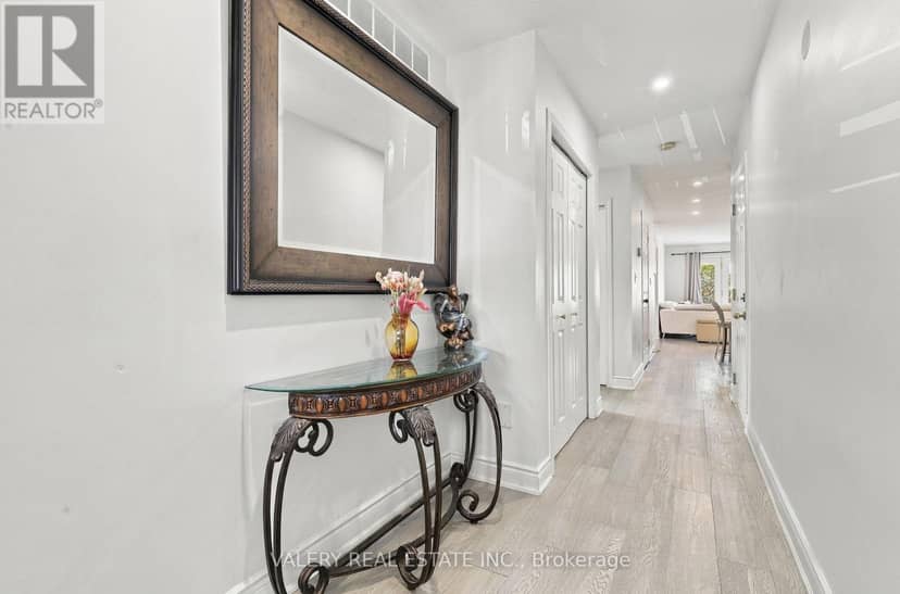 106 Doctor Moore Court — photo 3 of 33