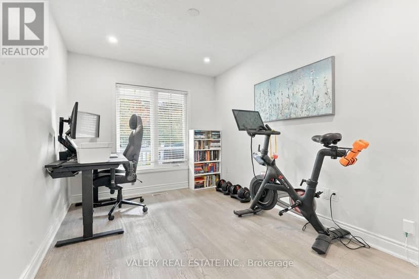 106 Doctor Moore Court — photo 5 of 33