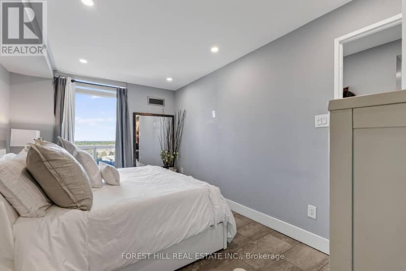 1407 - 101 Subway Crescent — photo 10 of 23