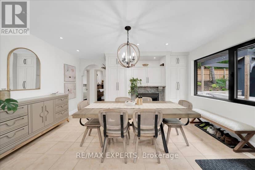 525 King Street E — photo 10 of 40