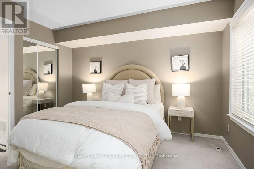 TH 9 - 1 Baxter Street — photo 17 of 32