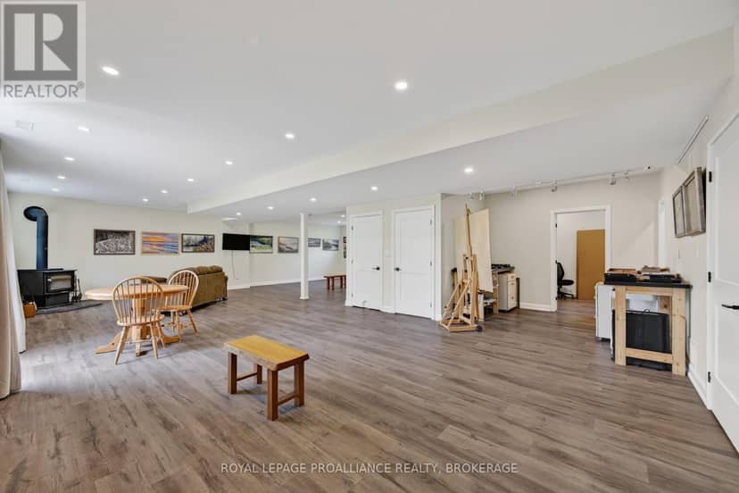 12 Petworth Road — photo 31 of 40