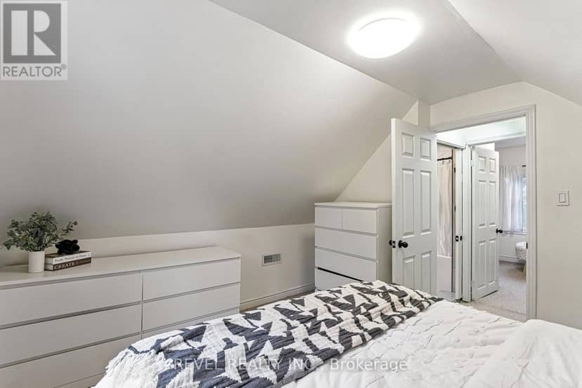 236 Cope Street — photo 26 of 40