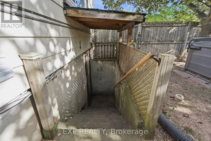 264 Britannia Avenue — photo 34 of 40